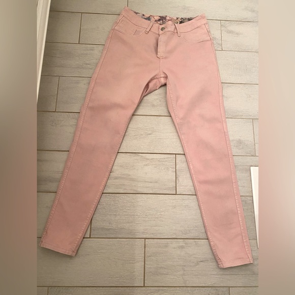 Gently Worn Venus Size Medium Reversible Skinny Jeans in Pink and Floral - Picture 1 of 14